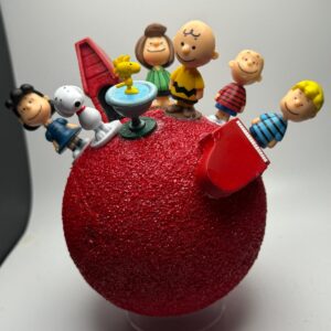 Peanuts Gang on red